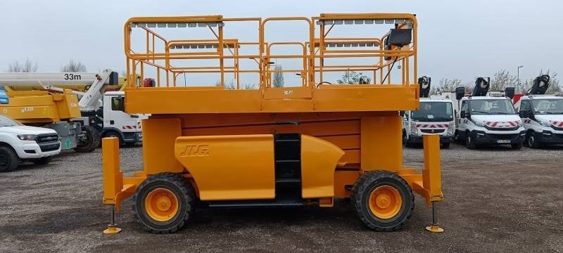 JLG 4394RT - 15m, 4x4, diesel - Schaarlift: afbeelding 5 JLG 4394RT - 15m, 4x4, diesel - Schaarlift: afbeelding 5