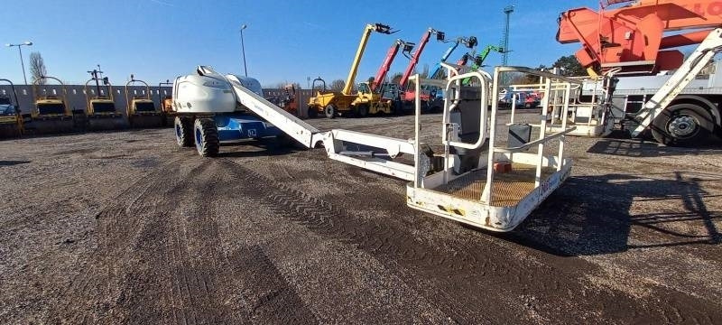 JLG 460SJ - 16,09 m, 230 kg, 4x4 - Knikarmhoogwerker: afbeelding 1 JLG 460SJ - 16,09 m, 230 kg, 4x4 - Knikarmhoogwerker: afbeelding 1
