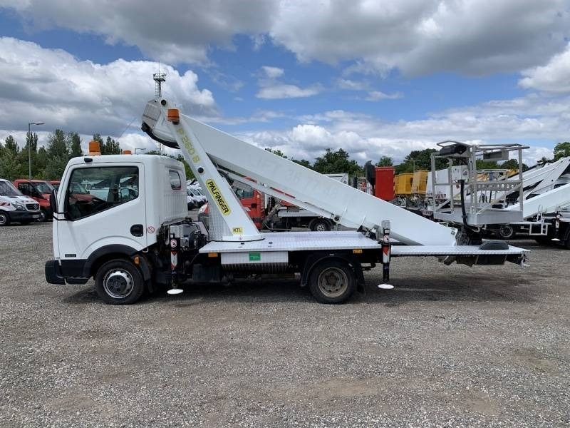 Nissan Cabstar Palfinger P260B - 25,6 m - 230 kg - Vrachtwagen hoogwerker: afbeelding 5 Nissan Cabstar Palfinger P260B - 25,6 m - 230 kg - Vrachtwagen hoogwerker: afbeelding 5