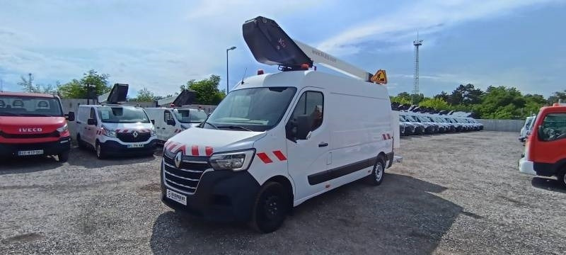 Renault Master Klubb K32 - 12,5 m, 120 kg - Vrachtwagen hoogwerker: afbeelding 2 Renault Master Klubb K32 - 12,5 m, 120 kg - Vrachtwagen hoogwerker: afbeelding 2