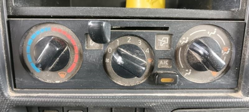 Leasing Renault Maxity Comilev EN160TVL - 16,5m, 200kg  Renault Maxity Comilev EN160TVL - 16,5m, 200kg: afbeelding 15 Leasing Renault Maxity Comilev EN160TVL - 16,5m, 200kg  Renault Maxity Comilev EN160TVL - 16,5m, 200kg: afbeelding 15