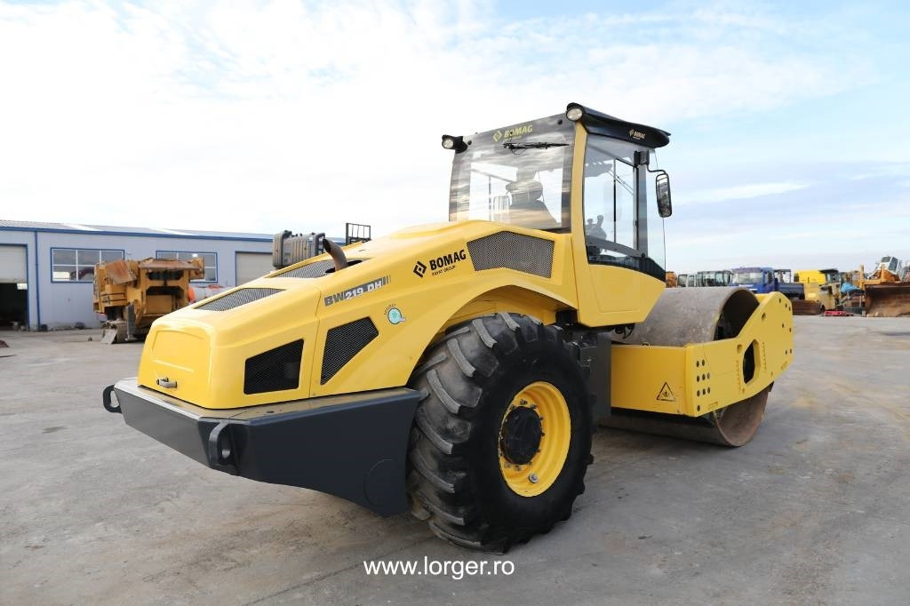 Bomag BW 219 D H-5 - Schapenpootwals/ Grondverdichter: afbeelding 5 Bomag BW 219 D H-5 - Schapenpootwals/ Grondverdichter: afbeelding 5