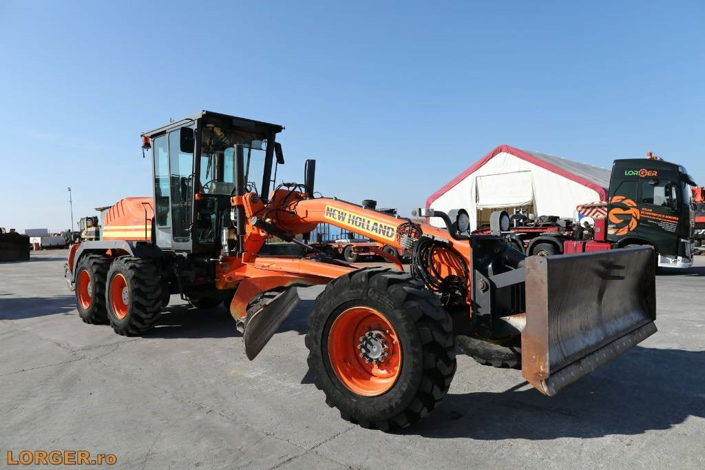 New Holland F 156.6 A with 3D GPS System - Grader: afbeelding 1 New Holland F 156.6 A with 3D GPS System - Grader: afbeelding 1