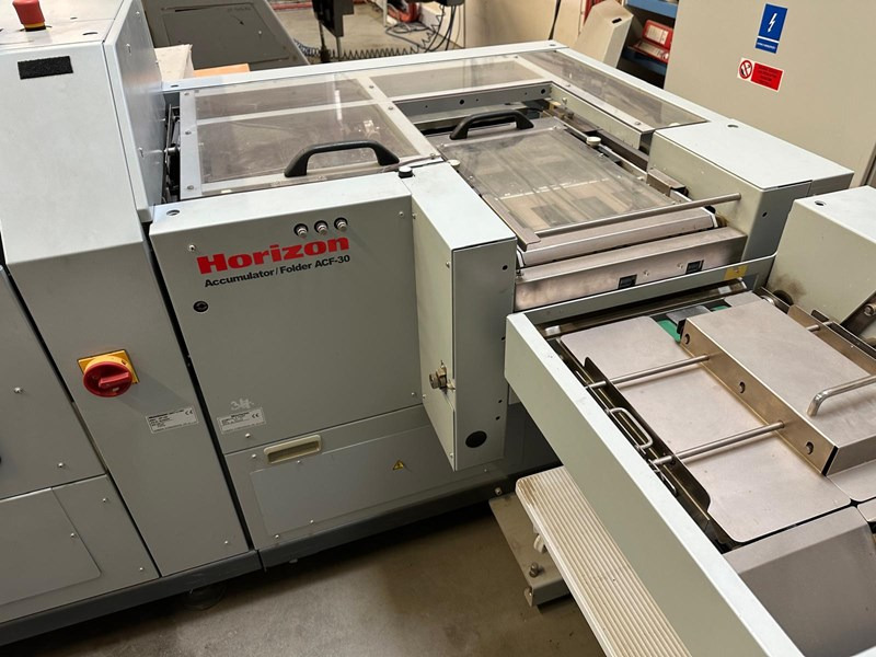 Horizon SL-5500 S | VAC-1000a | 3x VAC-1000m | 2012 | 4 Mio - Drukmachine: afbeelding 3 Horizon SL-5500 S | VAC-1000a | 3x VAC-1000m | 2012 | 4 Mio - Drukmachine: afbeelding 3