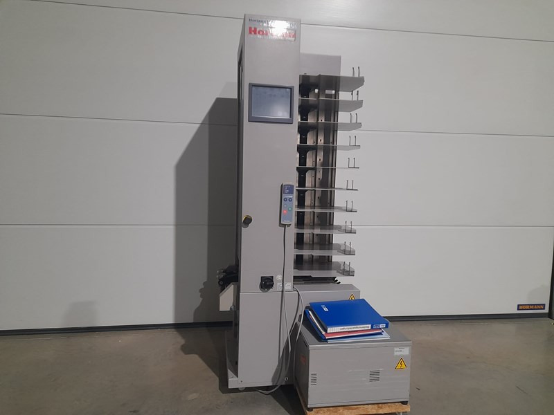 Horizon VAC-100 a | collator | 10 stations | 2001 | 4.3 mio | 2001 - Drukmachine: afbeelding 1 Horizon VAC-100 a | collator | 10 stations | 2001 | 4.3 mio | 2001 - Drukmachine: afbeelding 1