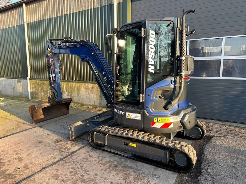 Doosan DX 35 Z - Like new! - Minigraafmachine: afbeelding 3 Doosan DX 35 Z - Like new! - Minigraafmachine: afbeelding 3