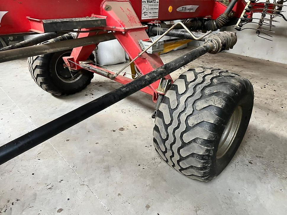 J.Reiff Sarl
Herr Stefan Neukirch - 77 Z.I in den - Hooischudder: afbeelding 5 J.Reiff Sarl
Herr Stefan Neukirch - 77 Z.I in den - Hooischudder: afbeelding 5