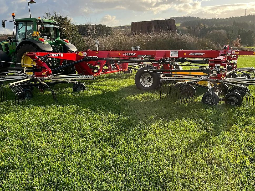 J.Reiff Sarl
Herr Stefan Neukirch - 77 Z.I in den - Hooischudder: afbeelding 2 J.Reiff Sarl
Herr Stefan Neukirch - 77 Z.I in den - Hooischudder: afbeelding 2