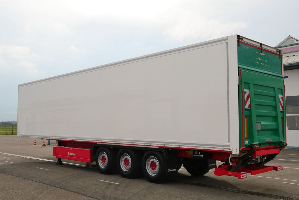 Krone SD 27/ ISOLIERTER KOFFER LBW 2500 kg mehfach ! - Gesloten oplegger: afbeelding 2 Krone SD 27/ ISOLIERTER KOFFER LBW 2500 kg mehfach ! - Gesloten oplegger: afbeelding 2