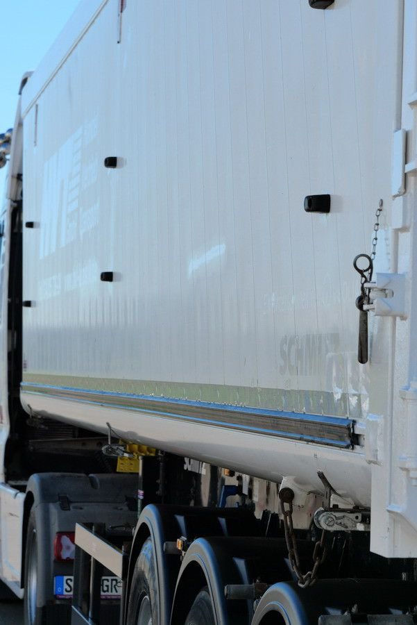 Kipper oplegger Schmitz Cargobull ALUMULDE 50 m³ SKI 24 SL 9,6/ 47m3 /MULTITÜRE: afbeelding 10 Kipper oplegger Schmitz Cargobull ALUMULDE 50 m³ SKI 24 SL 9,6/ 47m3 /MULTITÜRE: afbeelding 10