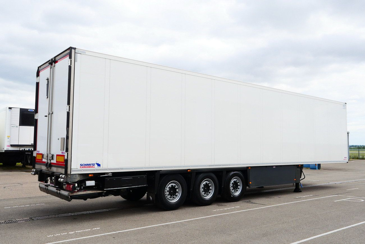 Schmitz Cargobull SKO 24/ LBW 2000 kg /BLUMEN FP 45 / TK TKM / DS - Gesloten oplegger: afbeelding 2 Schmitz Cargobull SKO 24/ LBW 2000 kg /BLUMEN FP 45 / TK TKM / DS - Gesloten oplegger: afbeelding 2