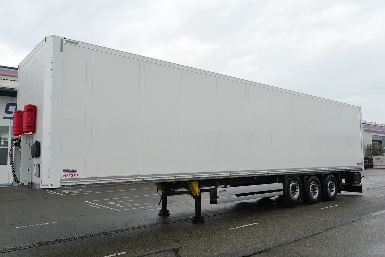 Schmitz Cargobull SKO/SBO 24 ZURRLEISTE / ZURRINGE / LIFTACHSE - Gesloten oplegger: afbeelding 3 Schmitz Cargobull SKO/SBO 24 ZURRLEISTE / ZURRINGE / LIFTACHSE - Gesloten oplegger: afbeelding 3