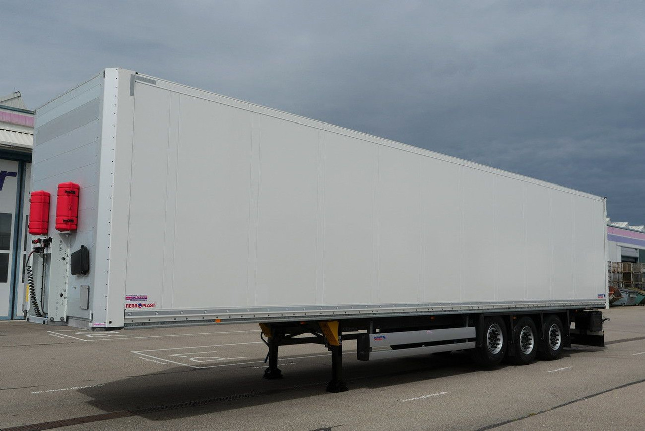 Schmitz Cargobull SKO/SBO 24 ZURRLEISTE / ZURRINGE / LIFTACHSE - Gesloten oplegger: afbeelding 4 Schmitz Cargobull SKO/SBO 24 ZURRLEISTE / ZURRINGE / LIFTACHSE - Gesloten oplegger: afbeelding 4