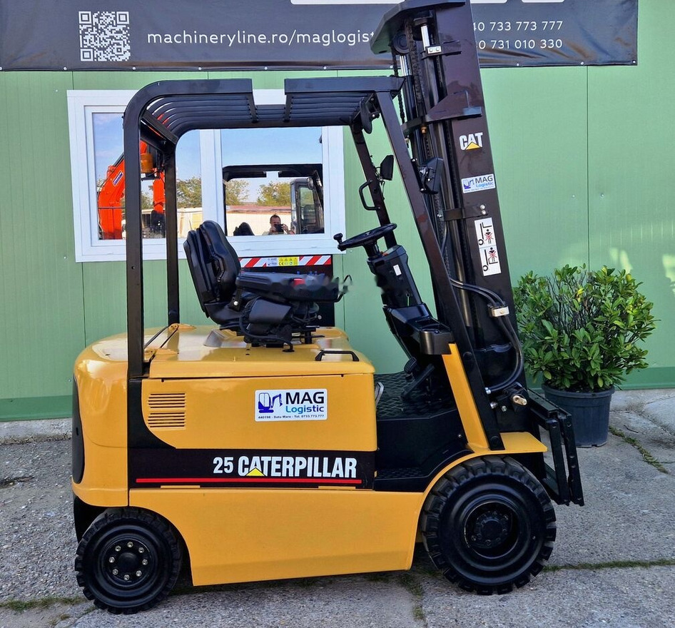 Caterpillar EP25 - Reach truck: afbeelding 4 Caterpillar EP25 - Reach truck: afbeelding 4