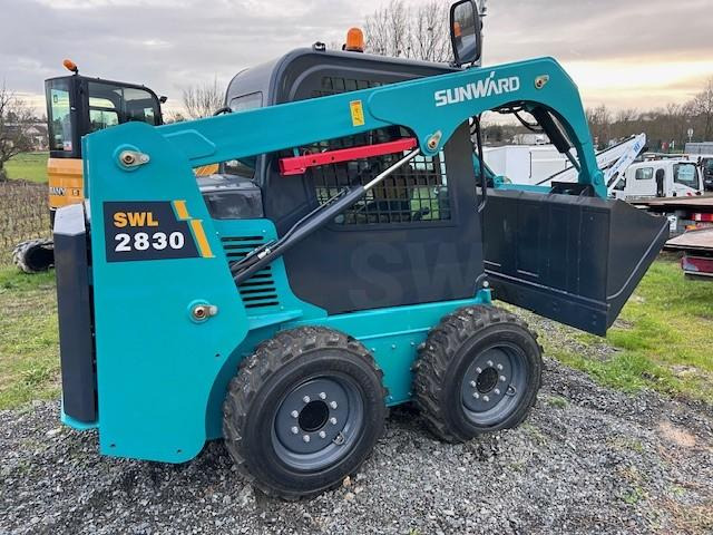 SUNWARD SWL2830 SUNWARD /BOBCAT - Schranklader: afbeelding 1 SUNWARD SWL2830 SUNWARD /BOBCAT - Schranklader: afbeelding 1