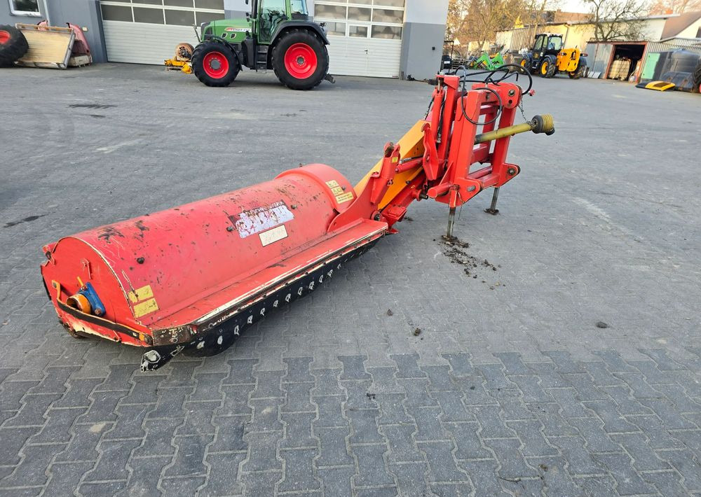 Inny Ducker - Maaimachine: afbeelding 3 Inny Ducker - Maaimachine: afbeelding 3