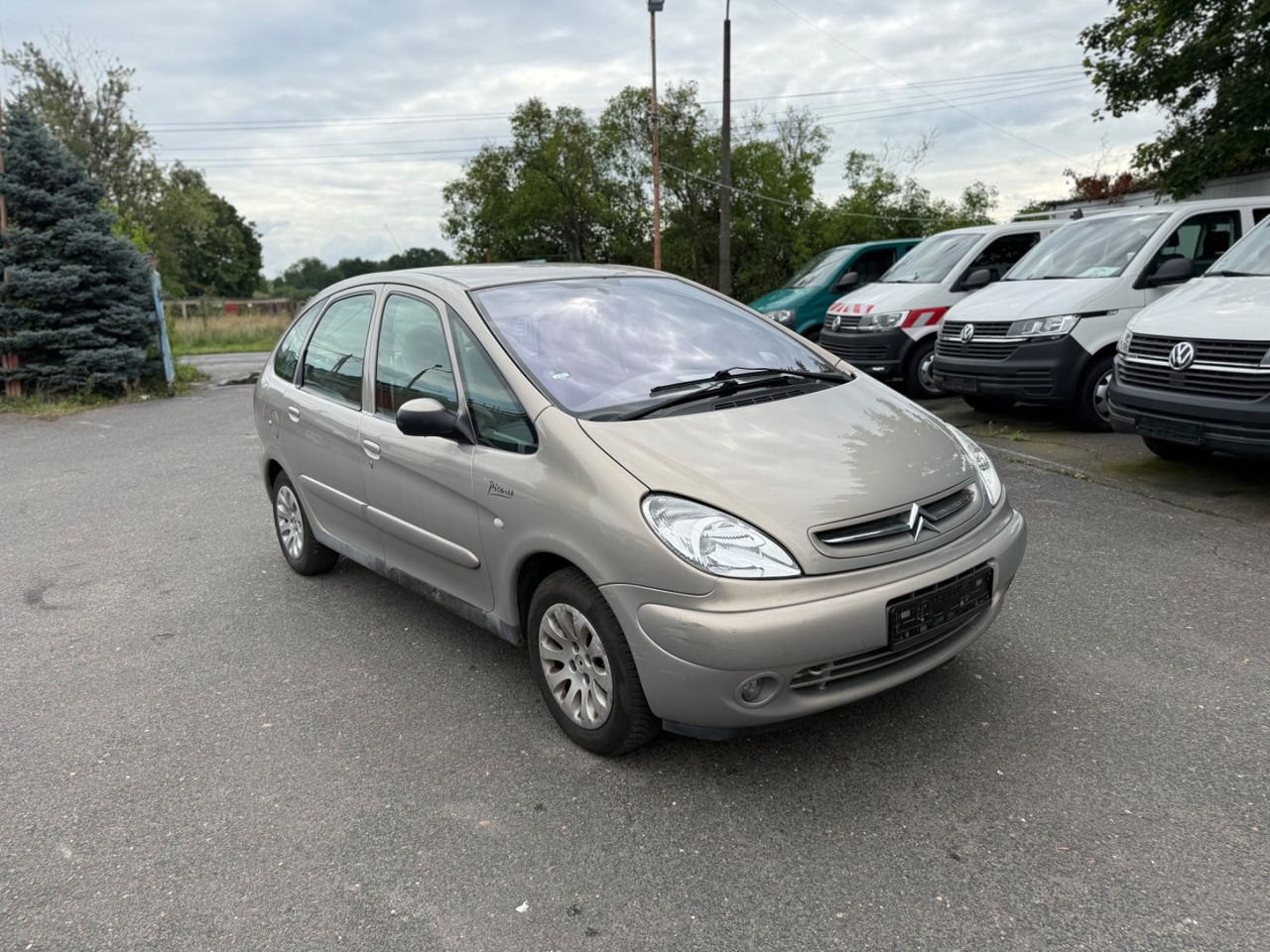 Citroën Xsara Picasso 1.8 16V Exclusive - Sedan: afbeelding 2 Citroën Xsara Picasso 1.8 16V Exclusive - Sedan: afbeelding 2