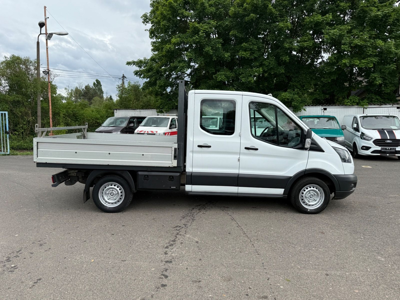 Ford Transit Pritsche 310 L2 Doppelkabine - Bestelwagen open laadbak, Bestelwagen met dubbele cabine: afbeelding 3 Ford Transit Pritsche 310 L2 Doppelkabine - Bestelwagen open laadbak, Bestelwagen met dubbele cabine: afbeelding 3