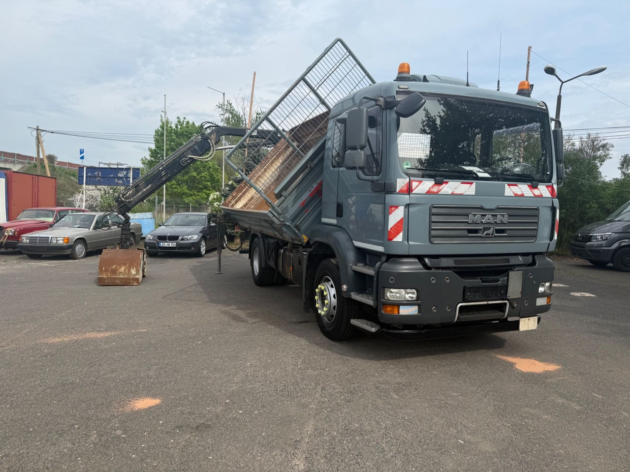 MAN TGA 18.310 4x2BB - Kipper vrachtwagen, Kraanwagen: afbeelding 1 MAN TGA 18.310 4x2BB - Kipper vrachtwagen, Kraanwagen: afbeelding 1