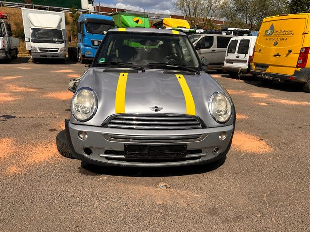 MINI ONE Mini One - Personenwagen: afbeelding 1 MINI ONE Mini One - Personenwagen: afbeelding 1