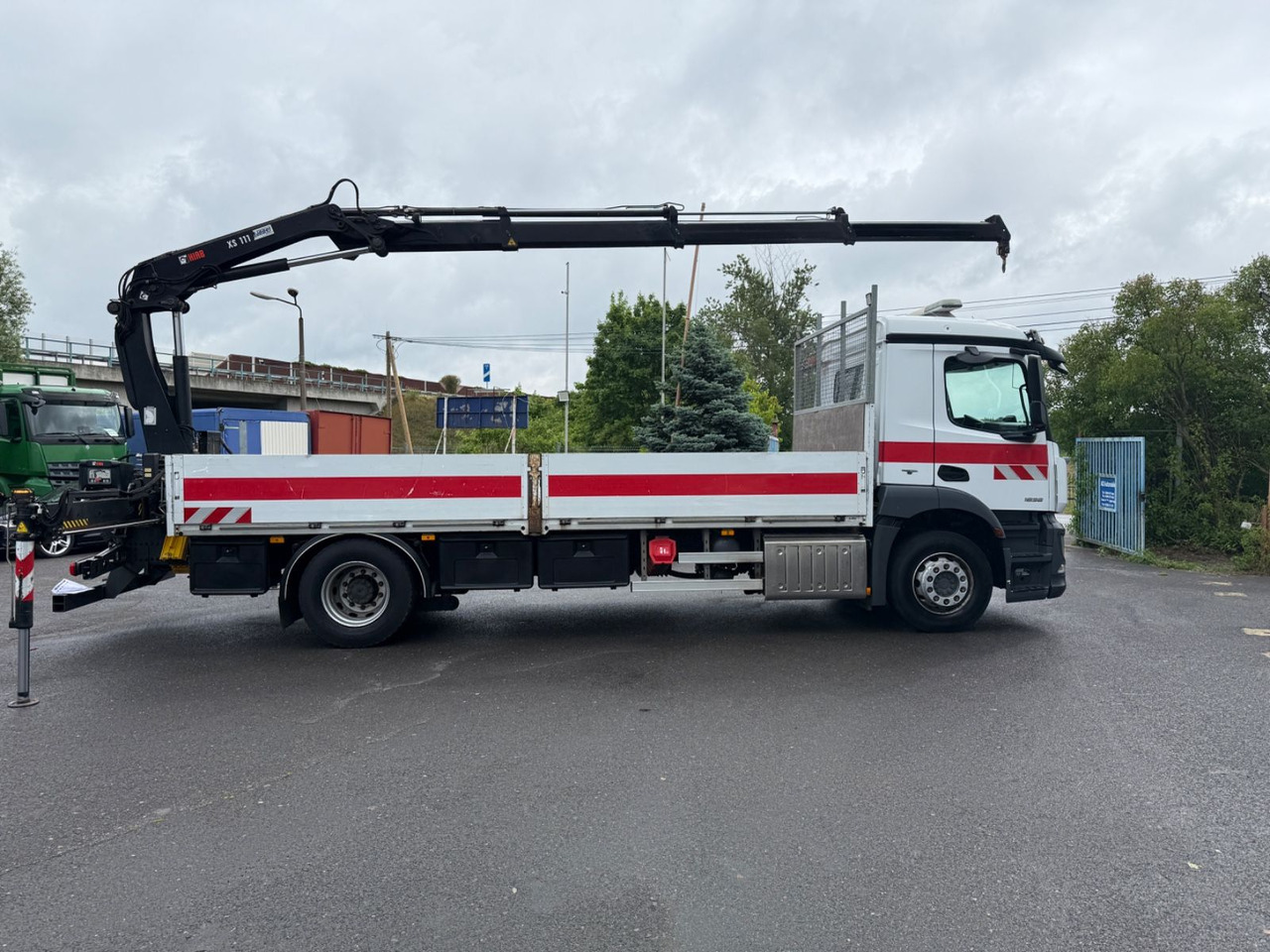 Mercedes-Benz Antos 1836 Kran Xiab - Vrachtwagen met open laadbak, Kraanwagen: afbeelding 3 Mercedes-Benz Antos 1836 Kran Xiab - Vrachtwagen met open laadbak, Kraanwagen: afbeelding 3