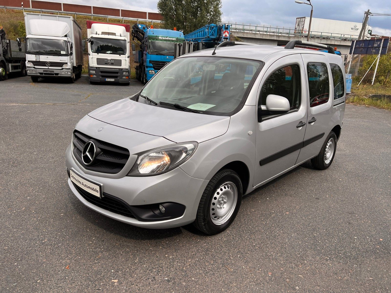 Mercedes-Benz Citan Kombi 111 CDI lang - Personenvervoer: afbeelding 3 Mercedes-Benz Citan Kombi 111 CDI lang - Personenvervoer: afbeelding 3