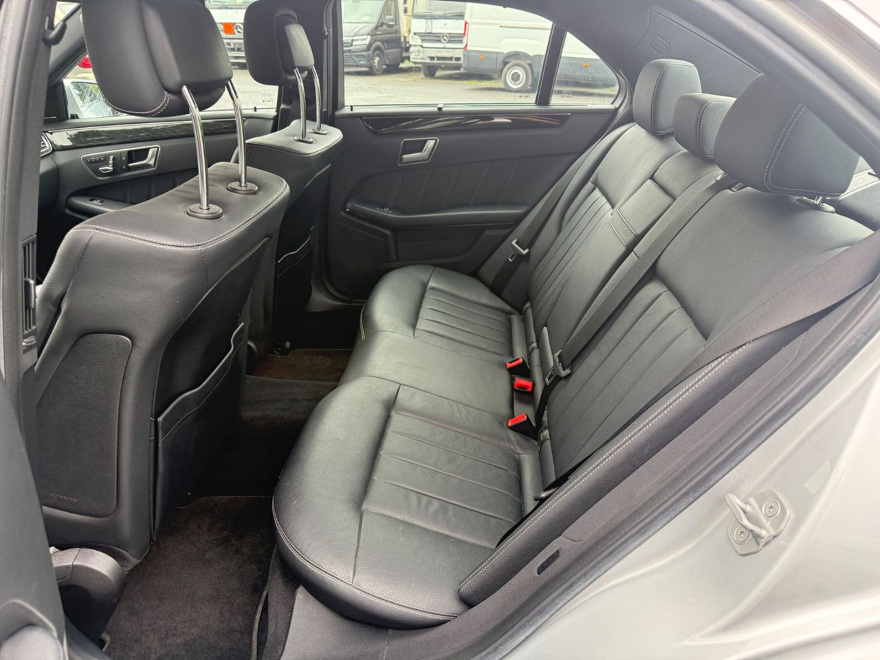 Sedan Mercedes-Benz E 300 E -Klasse Lim. E 300 BlueTec: afbeelding 12