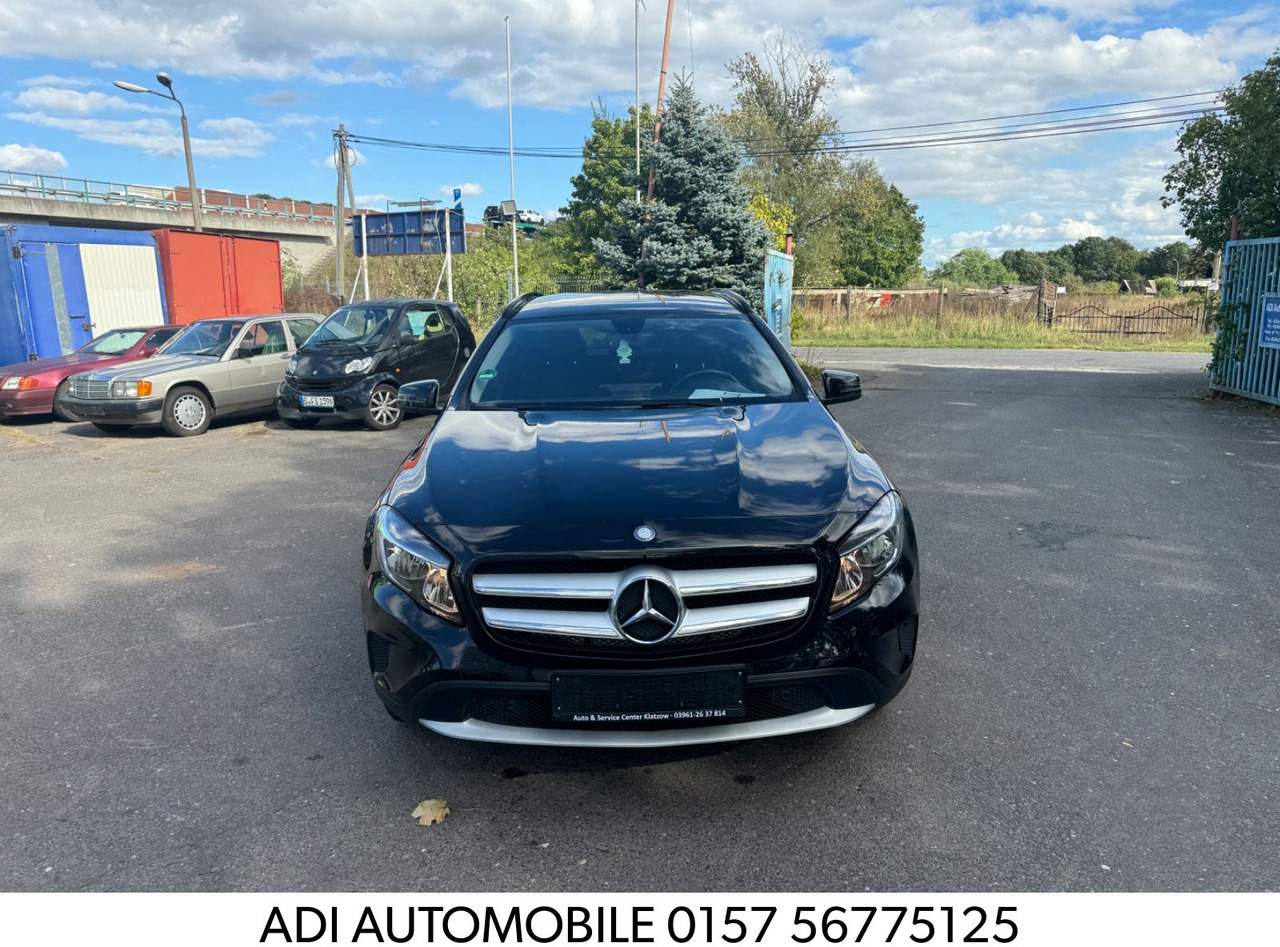 Mercedes-Benz GLA 200 GLA -Klasse GLA 200 CDI / d - Sedan: afbeelding 1 Mercedes-Benz GLA 200 GLA -Klasse GLA 200 CDI / d - Sedan: afbeelding 1