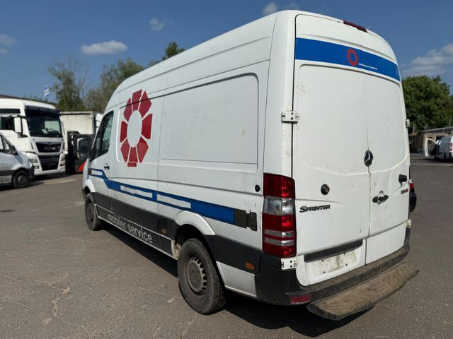 Mercedes-Benz Sprinter II Kasten 313 CDI MOTORSCHADEN !!! - Gesloten bestelwagen: afbeelding 5 Mercedes-Benz Sprinter II Kasten 313 CDI MOTORSCHADEN !!! - Gesloten bestelwagen: afbeelding 5