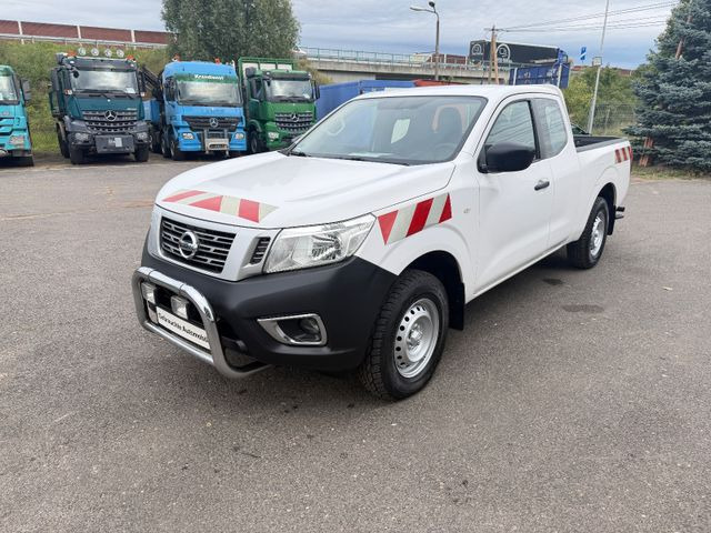 Nissan Navara NP300 Visia King Cab 4x4 - SUV: afbeelding 3 Nissan Navara NP300 Visia King Cab 4x4 - SUV: afbeelding 3