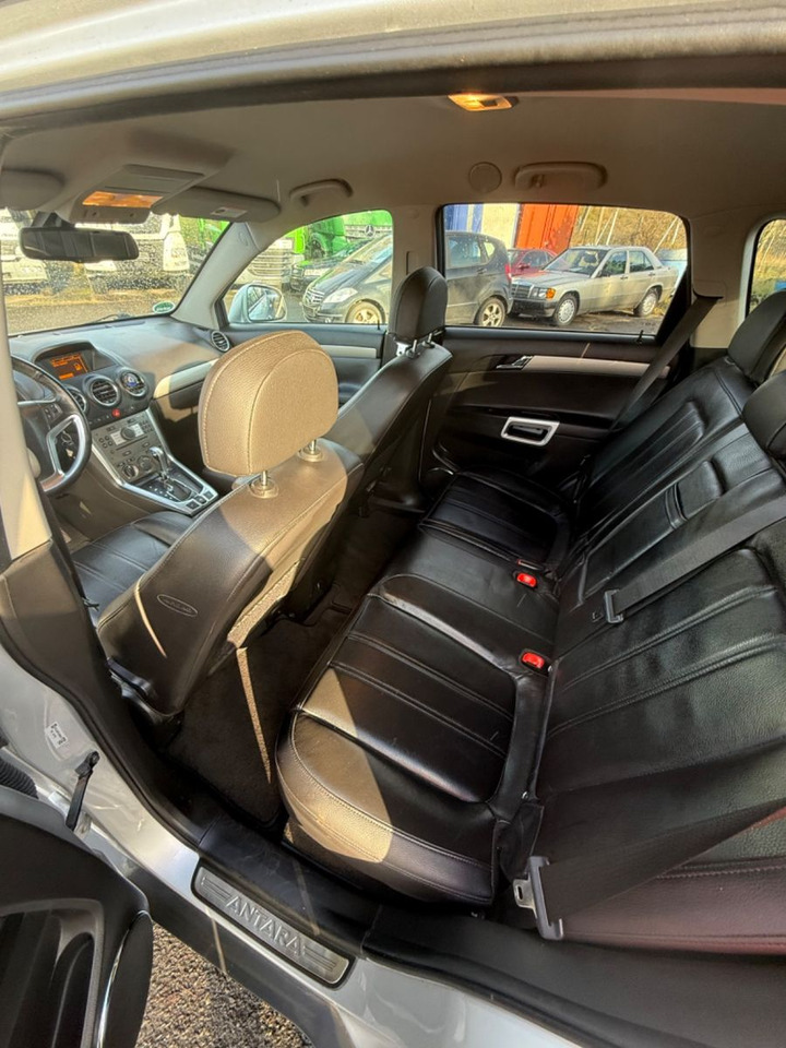 Sedan Opel Antara Cosmo 4x4: afbeelding 11