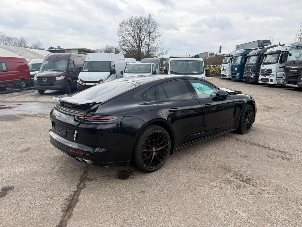 Porsche Panamera 4 S Diesel UNFALL!! - Personenwagen: afbeelding 2 Porsche Panamera 4 S Diesel UNFALL!! - Personenwagen: afbeelding 2