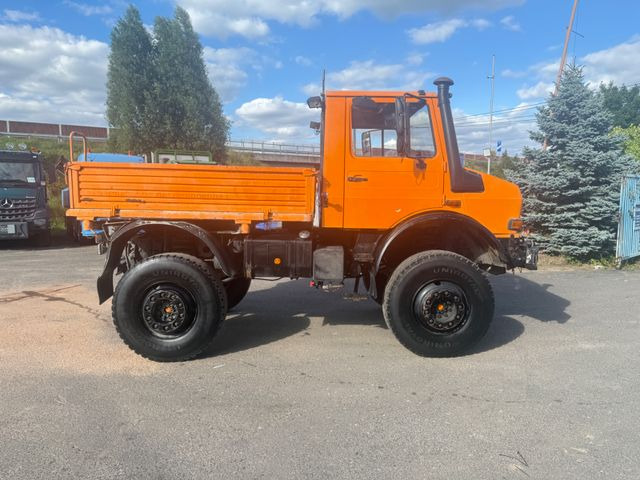 Unimog 2100 4x4 - Vrachtwagen met open laadbak: afbeelding 5 Unimog 2100 4x4 - Vrachtwagen met open laadbak: afbeelding 5