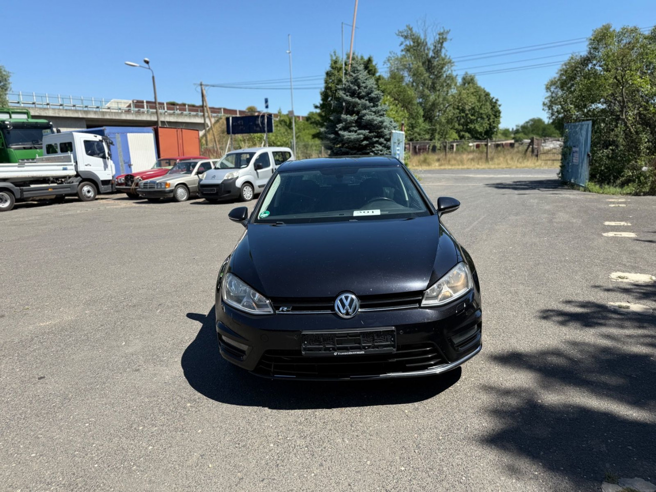 Volkswagen Golf VII Lim. Lounge BMT R-line - Sedan: afbeelding 1 Volkswagen Golf VII Lim. Lounge BMT R-line - Sedan: afbeelding 1