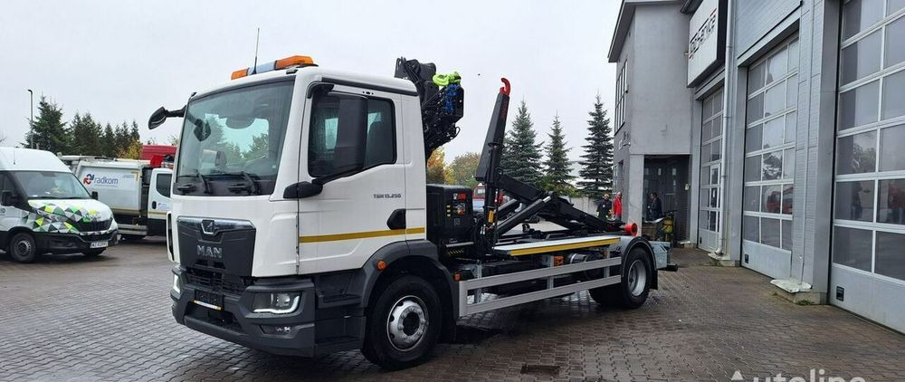 MAN TGM 15.250, hakowiec Janco/GP Lift + HDS Hiab - Vuilniswagen: afbeelding 4 MAN TGM 15.250, hakowiec Janco/GP Lift + HDS Hiab - Vuilniswagen: afbeelding 4