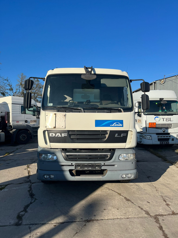 DAF FA LF55.300 - Bakwagen: afbeelding 2 DAF FA LF55.300 - Bakwagen: afbeelding 2