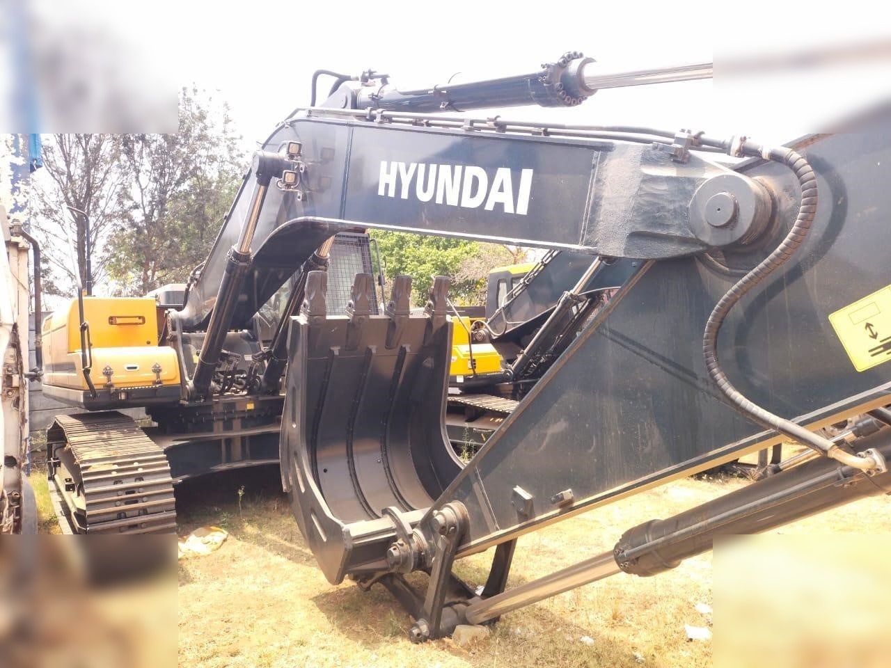 HYUNDAI HX380L - Rupsgraafmachine: afbeelding 5 HYUNDAI HX380L - Rupsgraafmachine: afbeelding 5