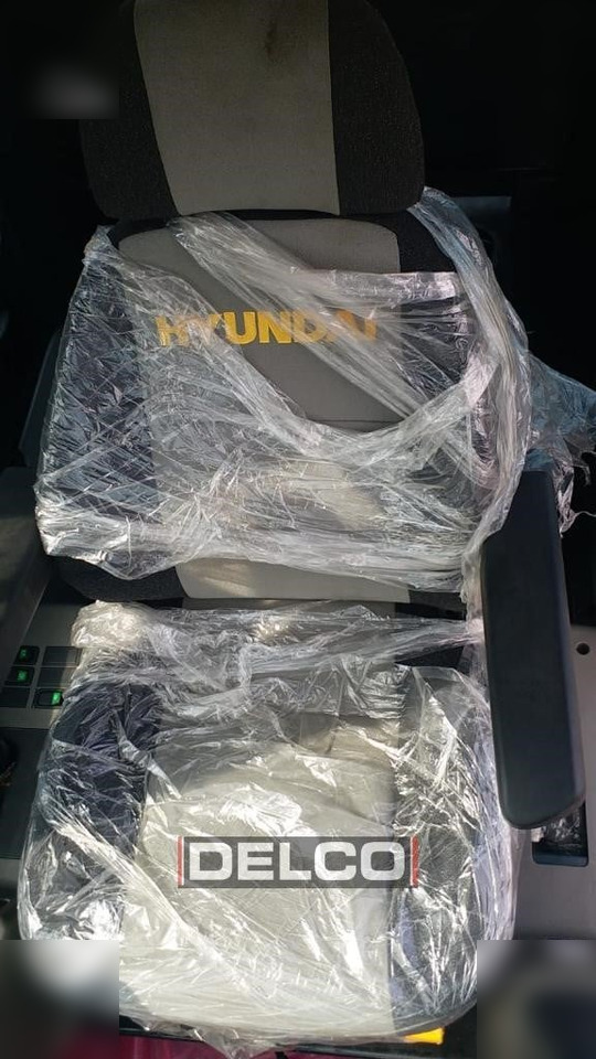 HYUNDAI ROBEX 210 - Rupsgraafmachine: afbeelding 5 HYUNDAI ROBEX 210 - Rupsgraafmachine: afbeelding 5