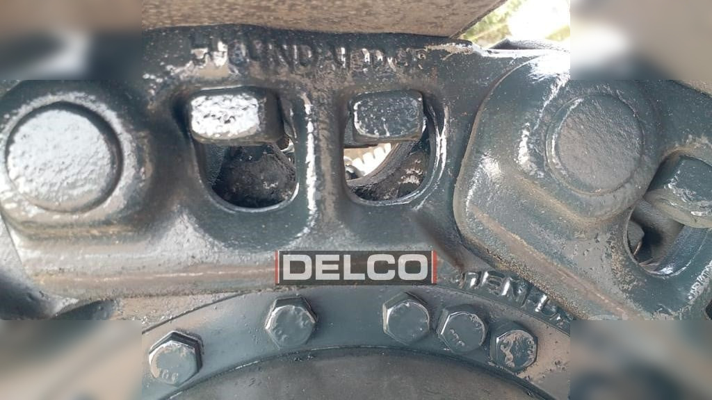 HYUNDAI ROBEX 210 - Rupsgraafmachine: afbeelding 4 HYUNDAI ROBEX 210 - Rupsgraafmachine: afbeelding 4