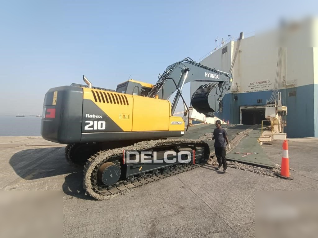 HYUNDAI ROBEX 210 - Rupsgraafmachine: afbeelding 3 HYUNDAI ROBEX 210 - Rupsgraafmachine: afbeelding 3