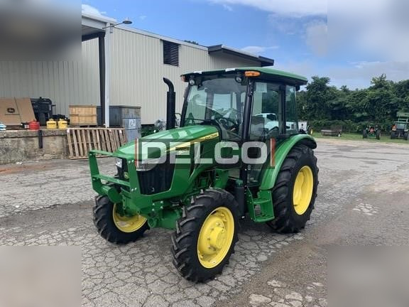 JOHN DEERE 5075E - Tractor: afbeelding 1 JOHN DEERE 5075E - Tractor: afbeelding 1