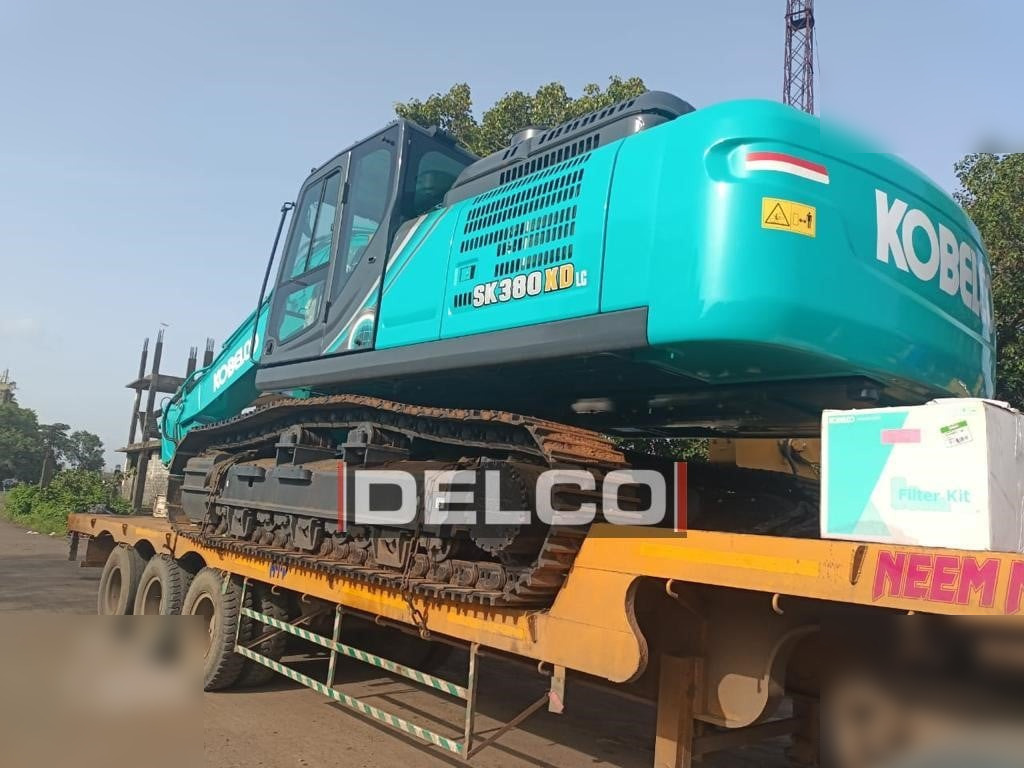 KOBELCO SK380XD LC-10 - Rupsgraafmachine: afbeelding 4 KOBELCO SK380XD LC-10 - Rupsgraafmachine: afbeelding 4