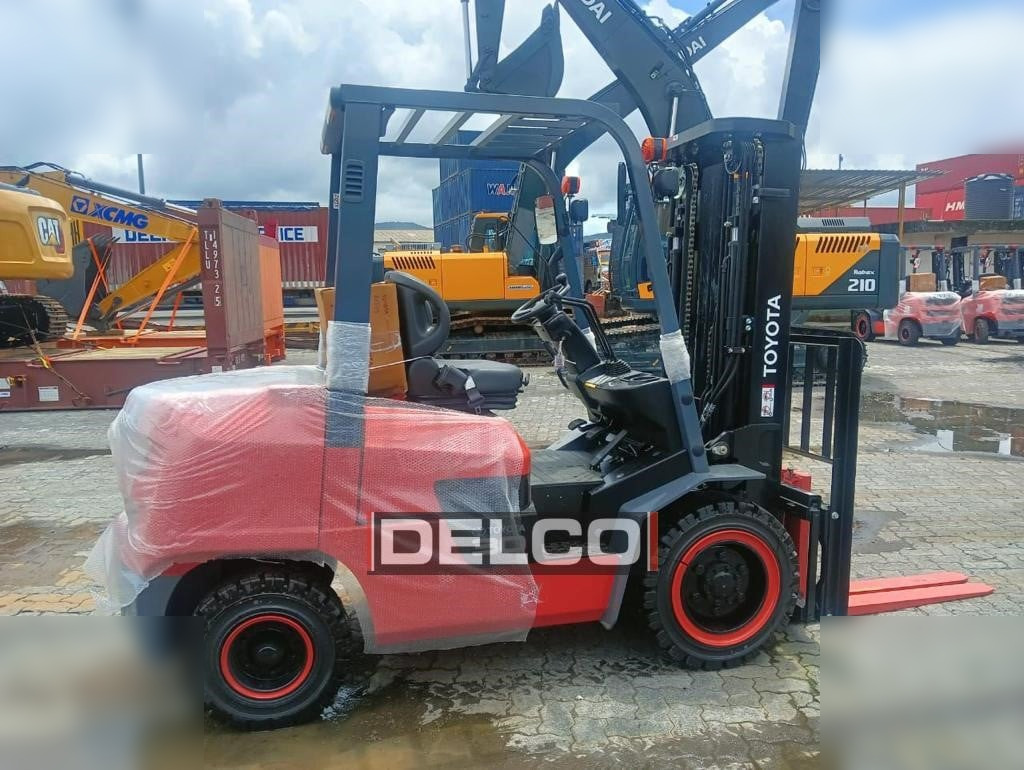 TOYOTA FDZN30 - Heftruck: afbeelding 2 TOYOTA FDZN30 - Heftruck: afbeelding 2