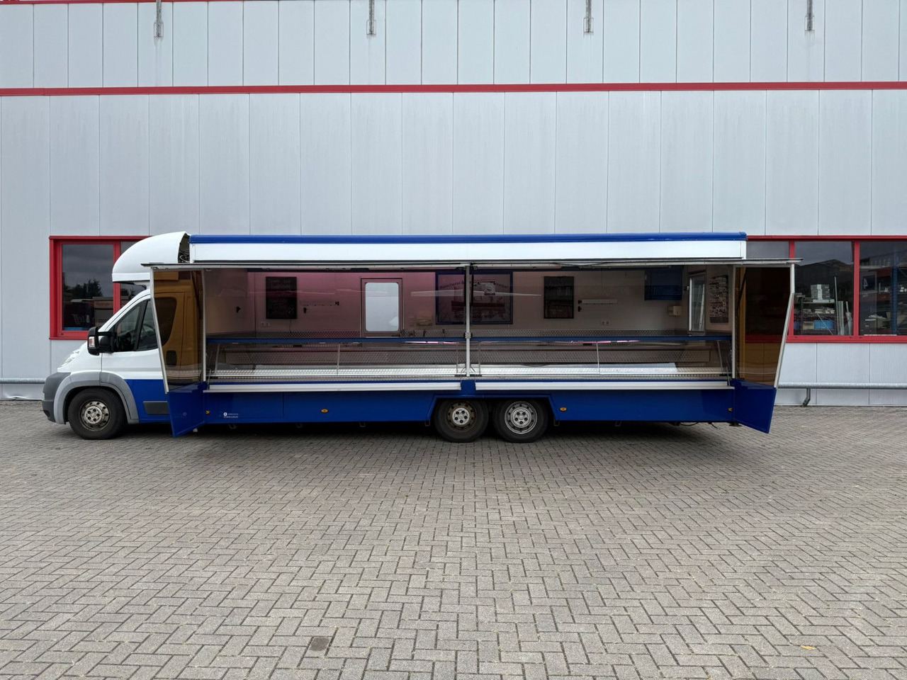 Citroën ESSELMANN Fischmobil ähn Borco Höhns - Zelfrijdende verkoopwagen: afbeelding 1 Citroën ESSELMANN Fischmobil ähn Borco Höhns - Zelfrijdende verkoopwagen: afbeelding 1