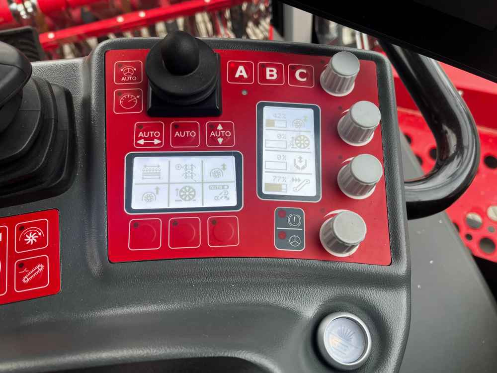 Grimme REXOR 6300 Platinum - Bietenrooier: afbeelding 3 Grimme REXOR 6300 Platinum - Bietenrooier: afbeelding 3