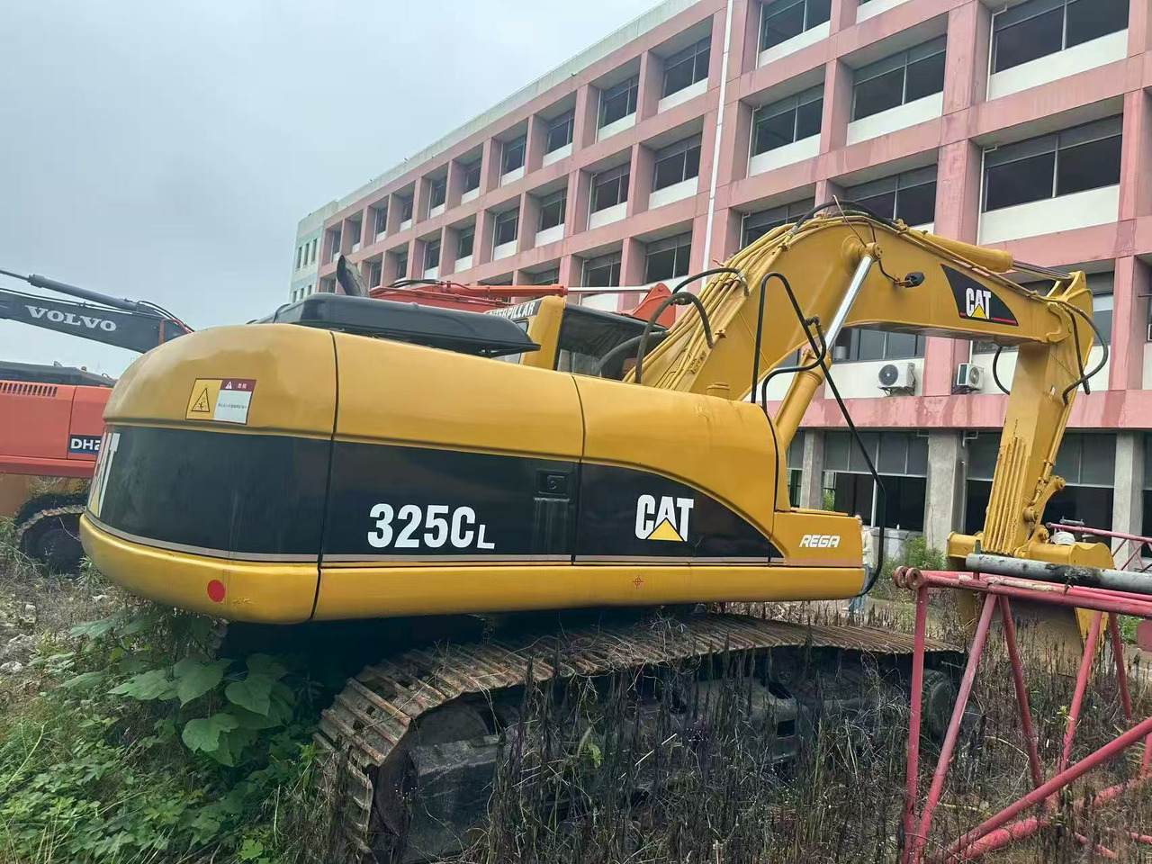 CAT 325CL - Rupsgraafmachine: afbeelding 1 CAT 325CL - Rupsgraafmachine: afbeelding 1