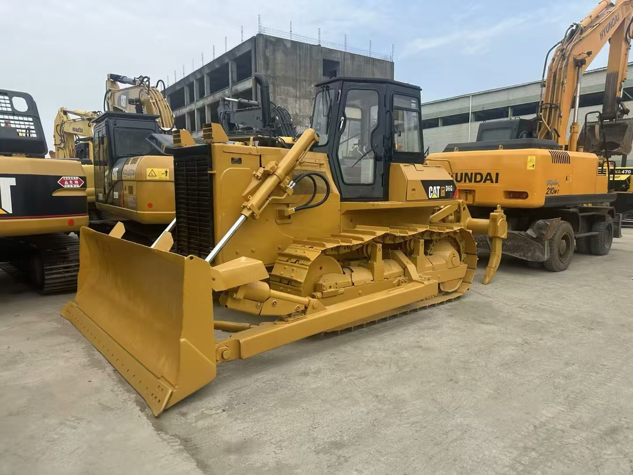 CAT D6G - Bulldozer: afbeelding 4 CAT D6G - Bulldozer: afbeelding 4