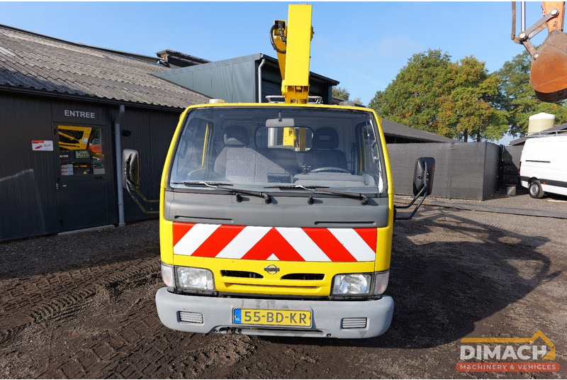 Nissan Cabstar E Sky high autohoogwerker 12meter elektrisch bedienbaar. manbak capaciteit 215kilo - Bestelwagen: afbeelding 4 Nissan Cabstar E Sky high autohoogwerker 12meter elektrisch bedienbaar. manbak capaciteit 215kilo - Bestelwagen: afbeelding 4