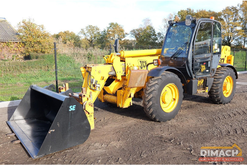 JCB 537 135 JCB verreiker met werkbak op afstandsbediening + nieuwe bak en palletvorken. TOP!! - Verreiker: afbeelding 5 JCB 537 135 JCB verreiker met werkbak op afstandsbediening + nieuwe bak en palletvorken. TOP!! - Verreiker: afbeelding 5