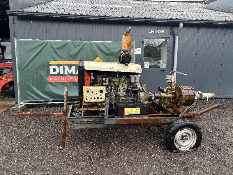 Perkins 6 cilinder manual Perkins engine Rovati waterpomp - Water pomp: afbeelding 1 Perkins 6 cilinder manual Perkins engine Rovati waterpomp - Water pomp: afbeelding 1